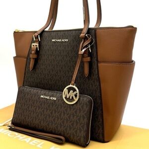 Michael Kors Large Charlotte Tote Bag & Continental Wallet Luggage Brown
